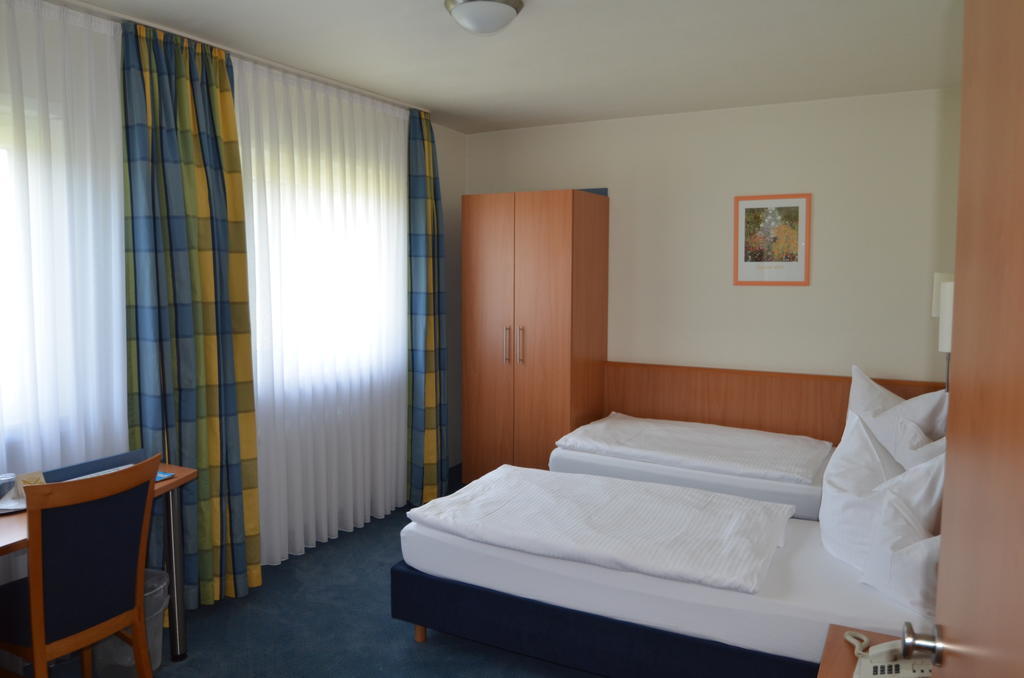 Landhotel Sulzbacher Hof Sulzbach  Pokój zdjęcie