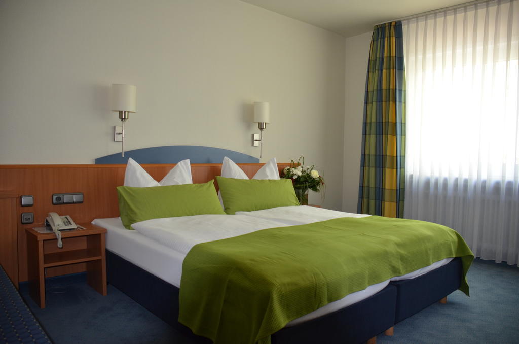Landhotel Sulzbacher Hof Sulzbach  Pokój zdjęcie