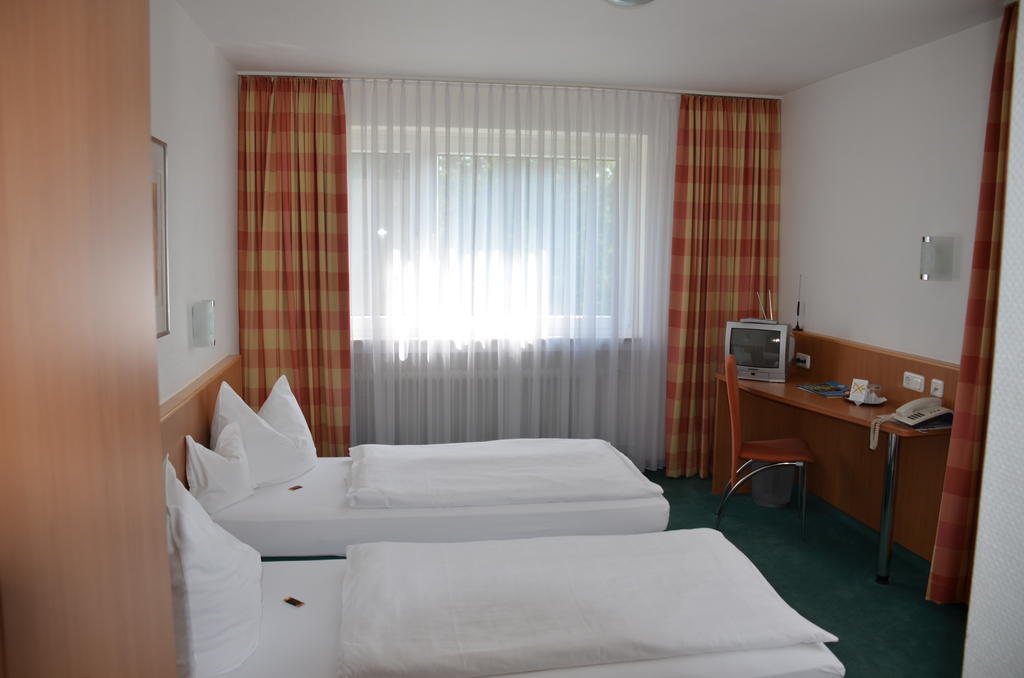 Landhotel Sulzbacher Hof Sulzbach  Pokój zdjęcie